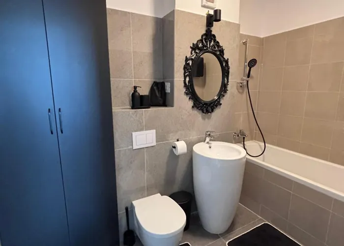 Cozy Elegant 1 Bedroom *