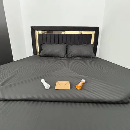 Apartment Ultimate Black Luxury *